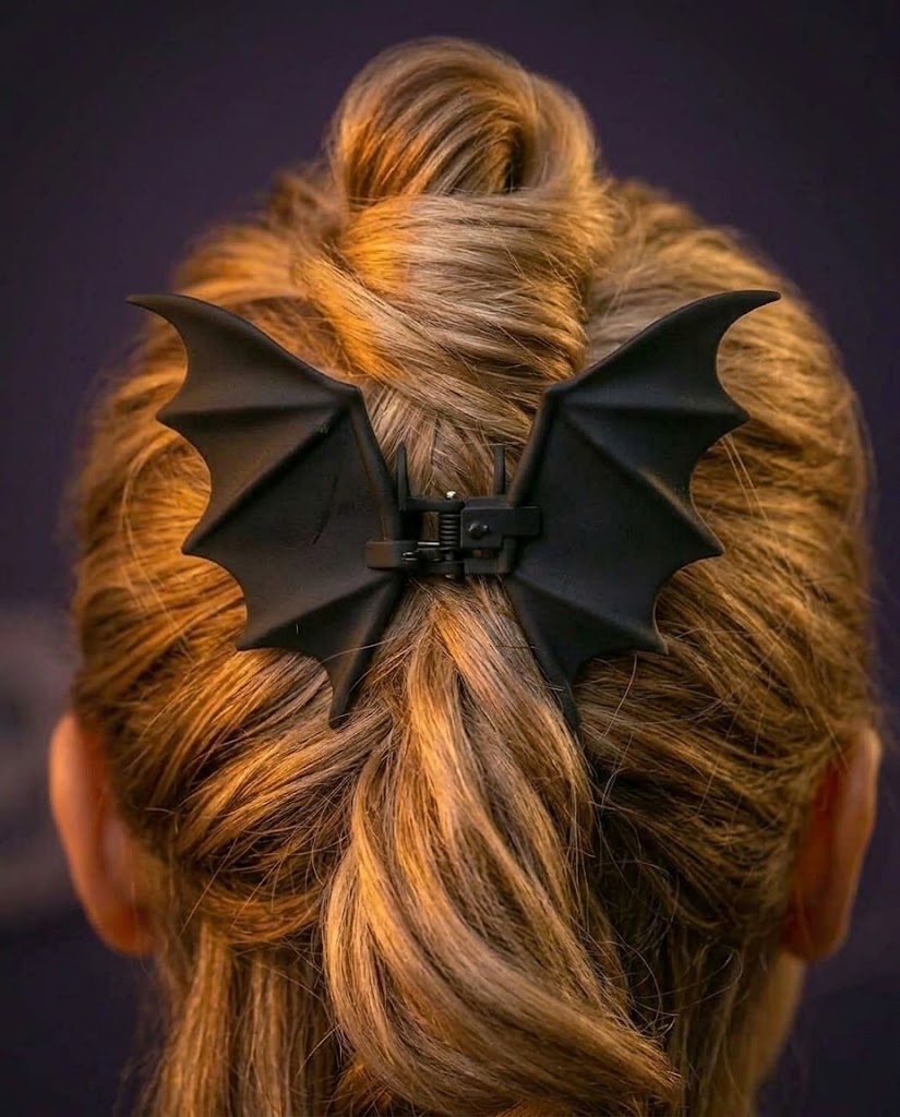 Bat Metal Hair Claw Clip Halloween Goth Accessories for Women Girl